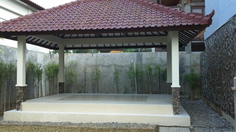 Urbanview Hotel Wayan Mansion デンパサール エクステリア 写真